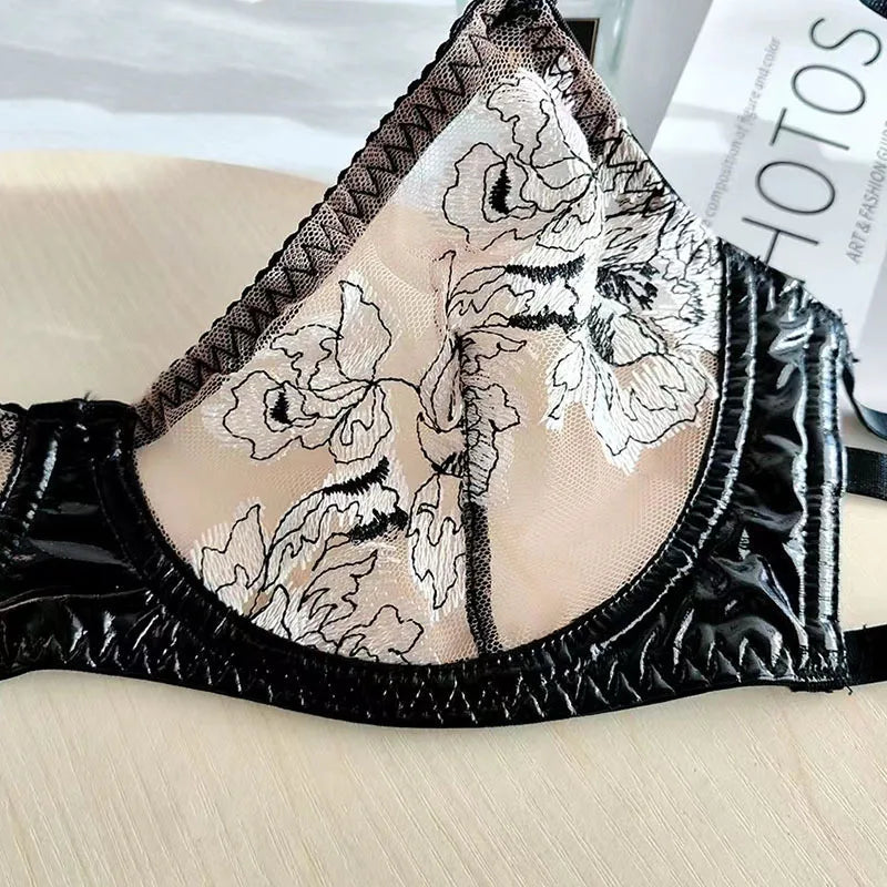 Black/White Opulent Desire