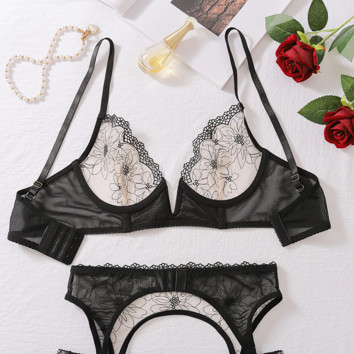 Black Embriodered Low Cut Transparent Underwear Women's 4 Piece Floral Lace Underwire Garter Lingerie Set Sexy Suits