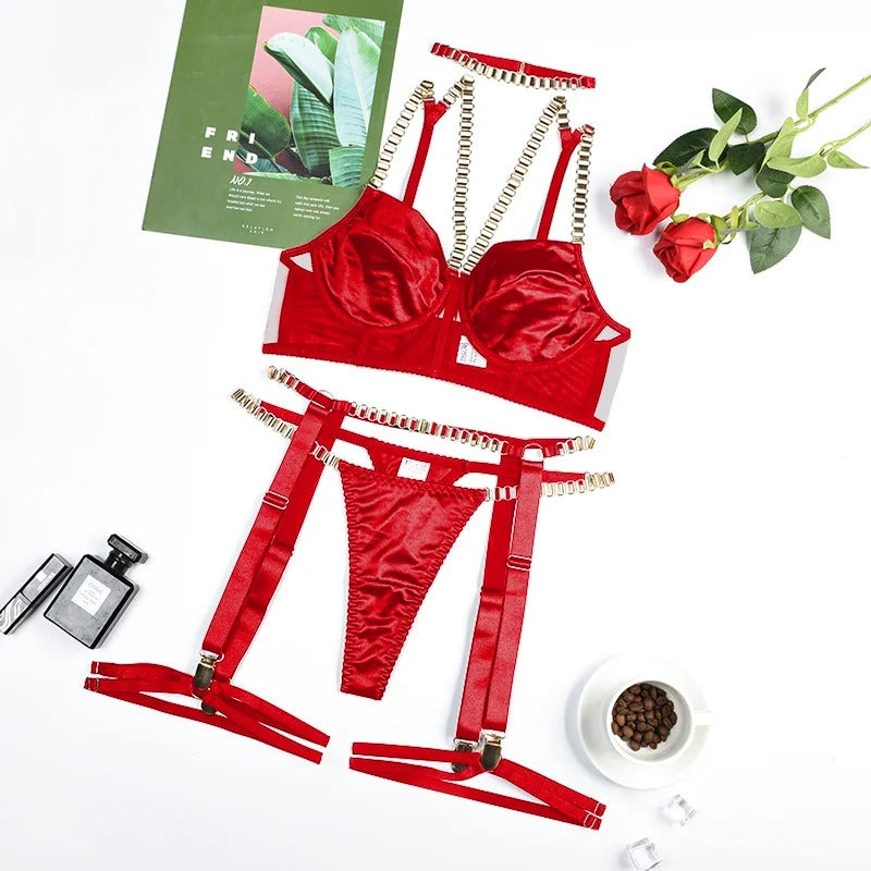 Red Lingerie Sets for Women Luxury 2023 Exotic with Chains Affordable Luxury Lingerie Women Bra and Underwear Set